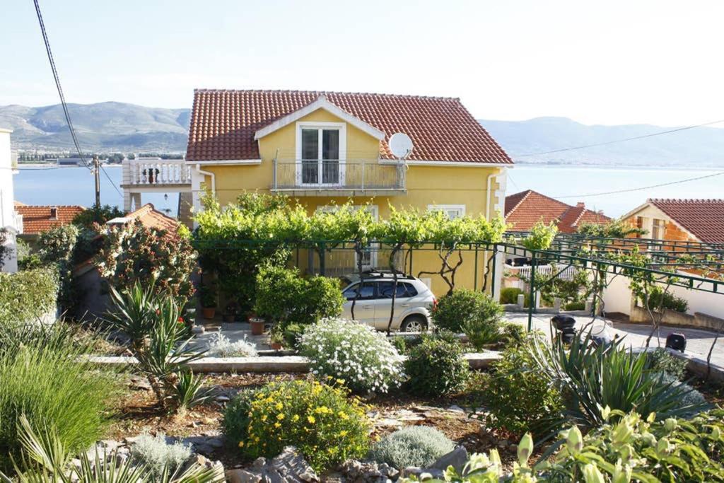 Apartmen Karmen 2 Trogir Eksteriør billede