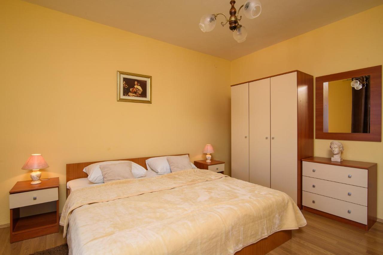 Apartmen Karmen 2 Trogir Eksteriør billede
