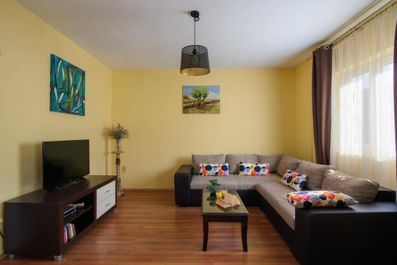 Apartmen Karmen 2 Trogir Eksteriør billede