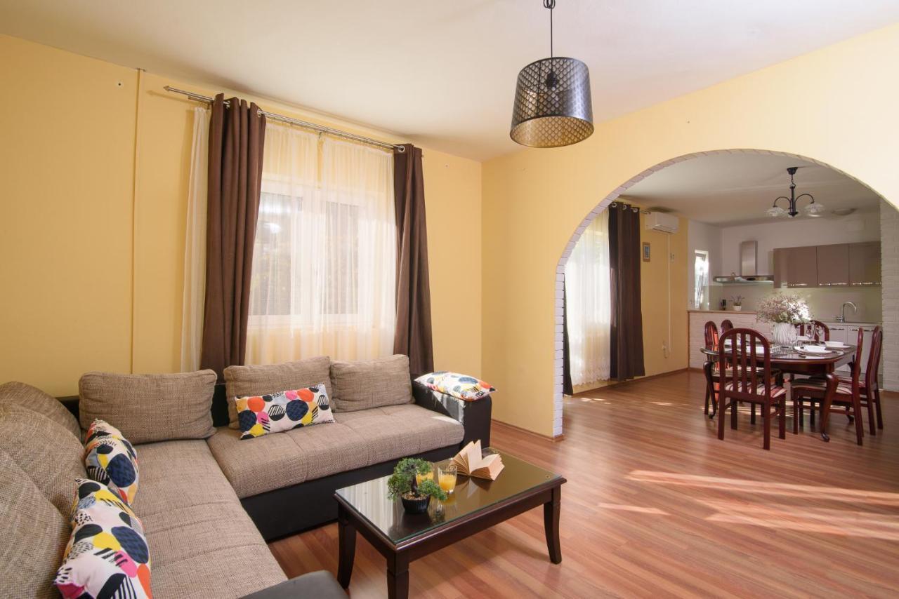 Apartmen Karmen 2 Trogir Eksteriør billede