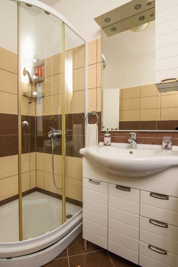 Apartmen Karmen 2 Trogir Eksteriør billede